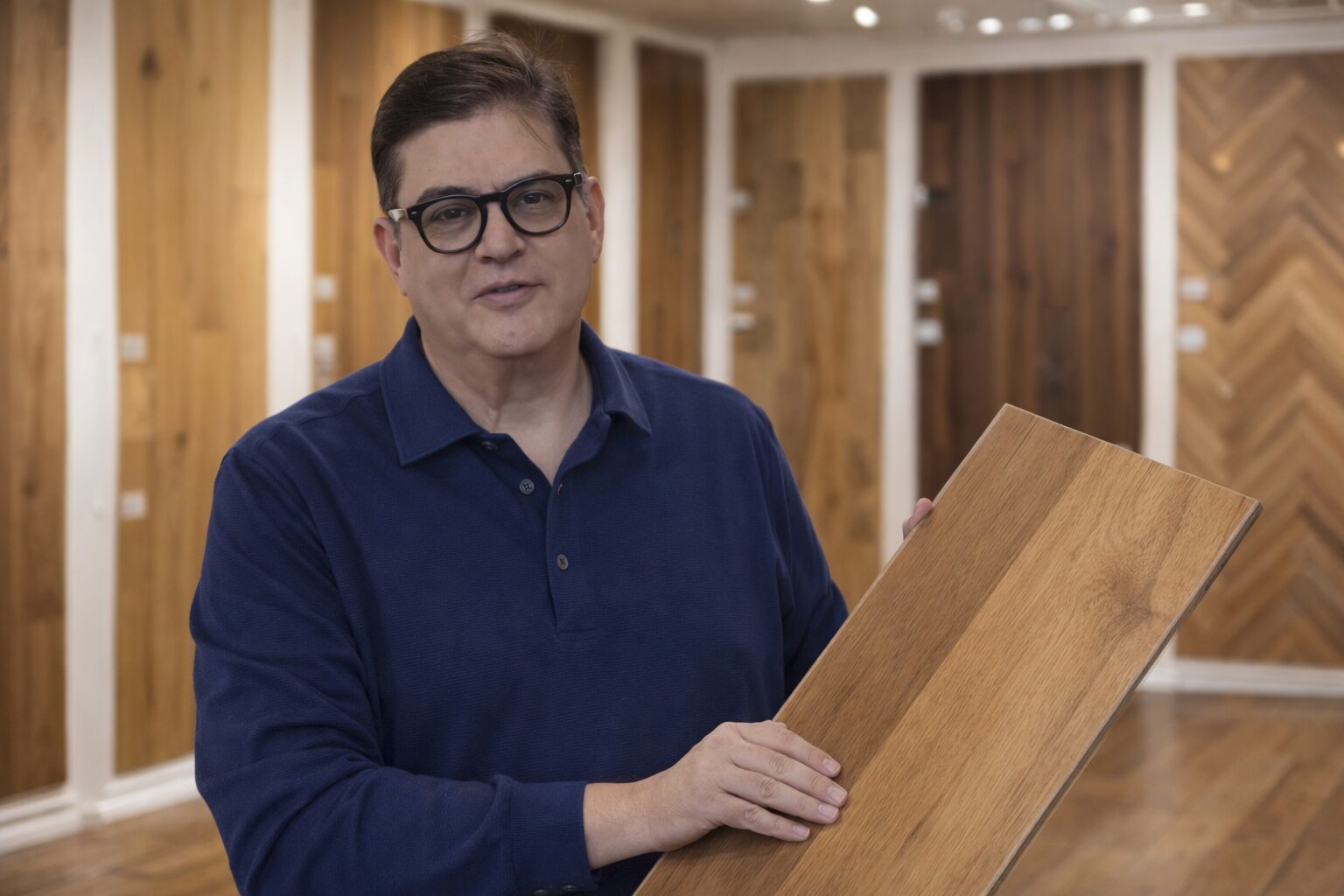 Mauricio Marchand Flores te aconseja – Pisos modernos para casa: opciones actuales y cómo elegir